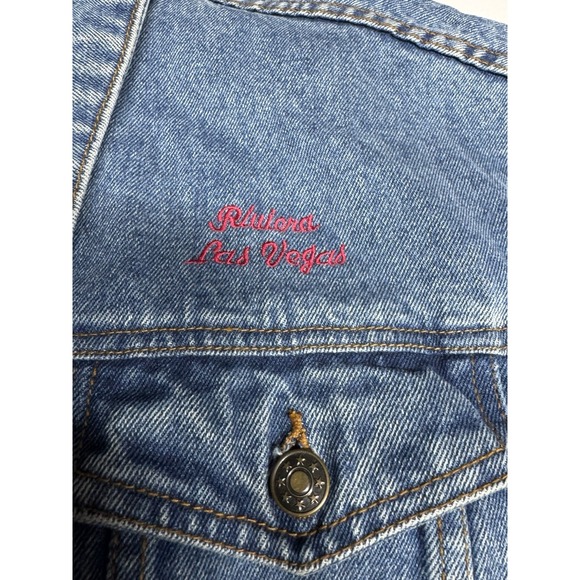 90s Riviera Hotel & Casino Denim Trucker Jacket Las Vegas Embroidered Size 2XL - Picture 2 of 10